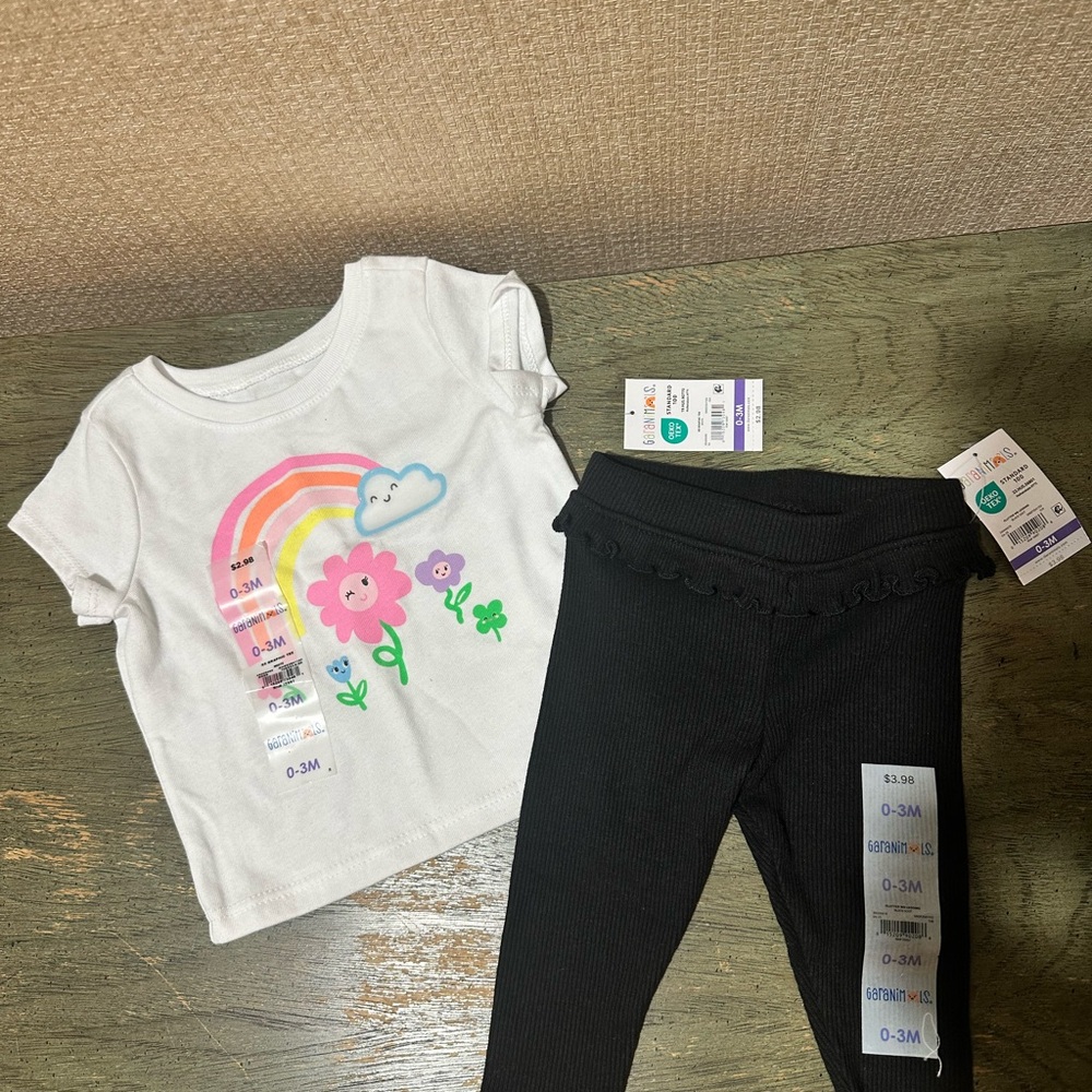 NWT 0-3 months Garanimals White Top and Black Leggings Set